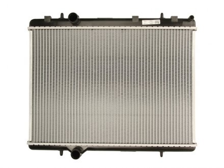Радиатор охлаждения NISSENS 636006 (фото 1)
