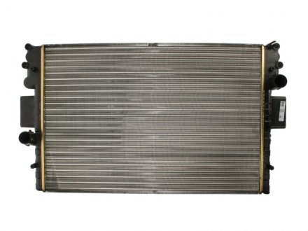 Радиатор охлаждения NISSENS 61981 (фото 1)