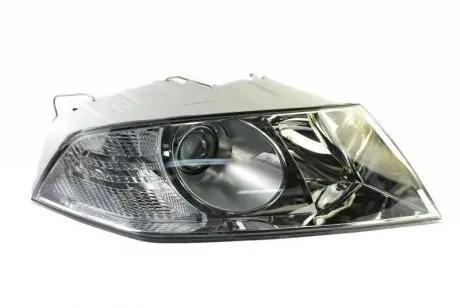 Фара автомобильная DEPO 665-1111R-LD-EM