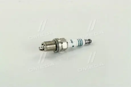 Свеча зажигания DENSO IQ20 (фото 1)
