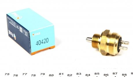 Датчик включення заднього ходу MB Sprinter 901-904 (M18x1.5) FAE 40420 (фото 1)