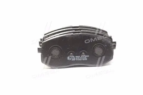 Тормозные колодки PARTS-MALL PKB-E33