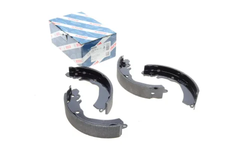 Колодки гальмівні барабанні BOSCH 0986487451