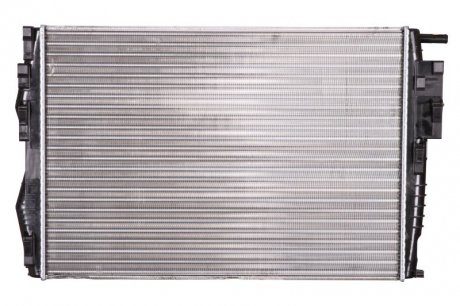 Радиатор системы охлаждения NISSENS 637633 (фото 1)