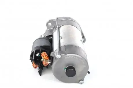Фото запчастини 1 - стартер BOSCH 0 001 260 026 Стартер BOSCH 0 001 260 026 (фото 1)