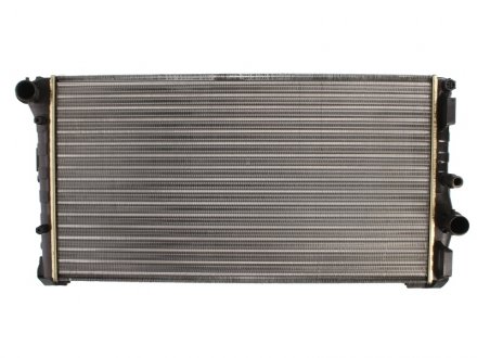 Радиатор системы охлаждения NISSENS 68806 (фото 1)