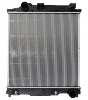 Радиатор системы охлаждения NISSENS 626470