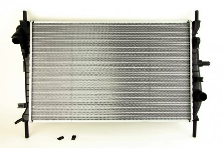 Радиатор системы охлаждения NISSENS 62023A (фото 1)