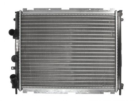 Радиатор системы охлаждения NISSENS 63855A (фото 1)