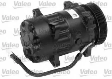 Компрессор кондиционера VALEO 699519 (фото 1)