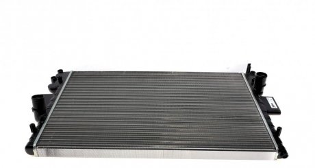 Радиатор системы охлаждения VALEO 734448 (фото 1)