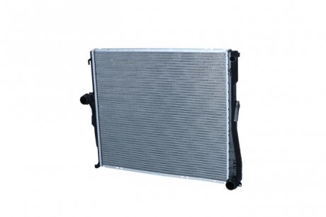 Радиатор системы охлаждения NRF 53956 (фото 1)