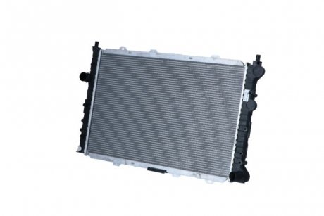 Радиатор системы охлаждения NRF 58202 (фото 1)