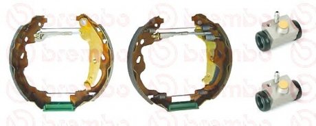 Барабанный тормозной механизм K83 013 BREMBO K83013