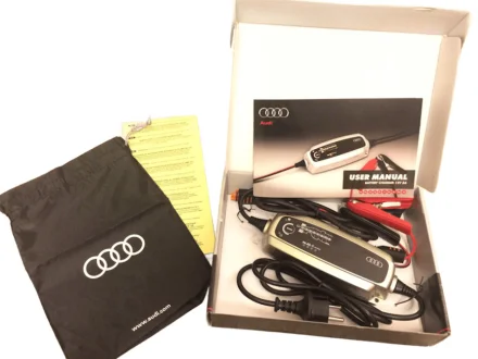 Зарядний пристрій для акумулятора VAG 420093050C