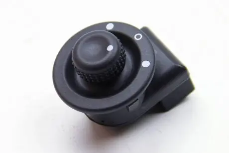 Кнопка регулювання дзеркала Master/Trafic 09- RENAULT 8200002442