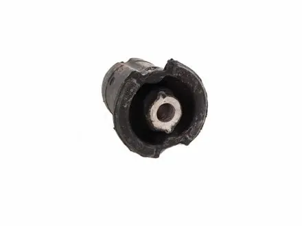 -TEKNOROT BMW С/блок задней балки E30 82- KAUTEK BM-BS080