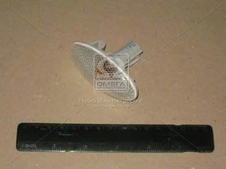 Указ. пов. на крилі лев. = пра. бел. SUZUKI SWIFT 05 - TYC 18-A303-00-2B