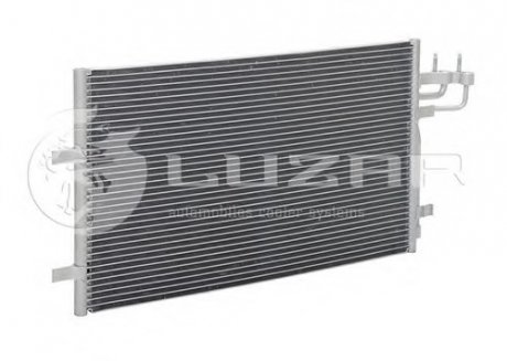 Радиатор кондиционера Focus C-Max (03-), Focus II (05-) / C30 (06-), S40 (04-), V50 (04-) МКПП/АКПП LUZAR LRAC FDFs03348 (фото 1)