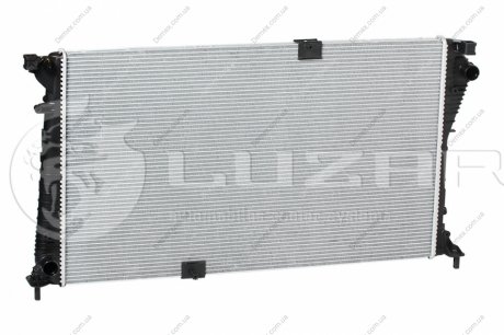Радиатор охлаждения Trafic 2.5dTi (01-) МКПП LUZAR LRc 2165