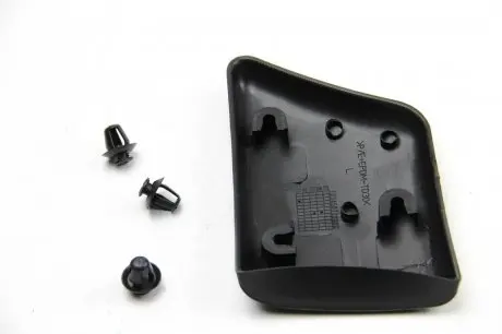Молдинг переднего крыла Berlingo/Partner 02-08 Л. BSG BSG 70-926-002