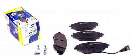 Колодки гальмівні (передні) Audi Q3 18-/A3/Skoda Octavia/VW Passat B6-B8/Golf/Tiguan 12- (+датчик) ICER 182018 (фото 1)