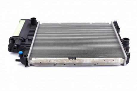 Радиатор охлаждения BMW 5 (E39) 2.0/2.3/2.8i 97-03 MAHLE\KNECHT CR251000S (фото 1)