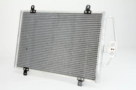 Радиатор кондиционера THERMOTEC KTT110102 (фото 1)