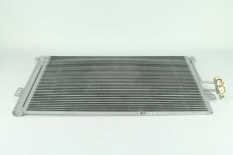 Радиатор кондиционера, 2.2CDI 08- (708x368x160) KALE OTO RADYATOR 345760 (фото 1)