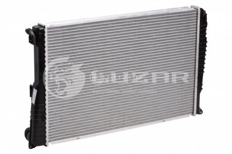 Радиатор охлаждения BMW X3 (F25) (10-) АКПП LUZAR LRc 26181