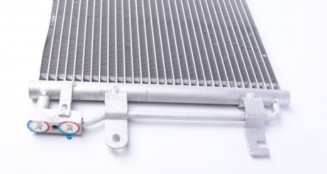 Радиатор кондиционера MAHLE\KNECHT AC 231 000S (фото 1)