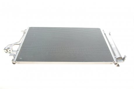 Радиатор кондиционера iX35 1.7 CRDi 09/10- VAN WEZEL 82005280