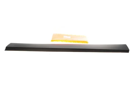 Молдинг двери AUTOTECHTEILE 505 0270
