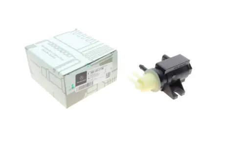 Клапан пневматической подвески перепускной Mercedes MERCEDES-BENZ 0001531700