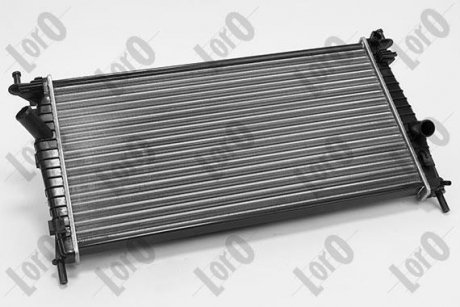 Радиатор охлаждения двигателя FOCUS 1.6 TDCi 03-(AC +/-) LORO 017-017-0036