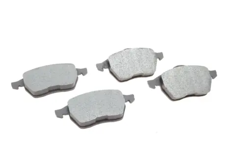 Комплект гальмівних колодок (передніх) Audi A4/A6/Skoda Superb/VW Passat 1.9TDI/2.5TDI 96- (з датчиками)(ATE) AUTO STANDART AUTOSTANDART AST676