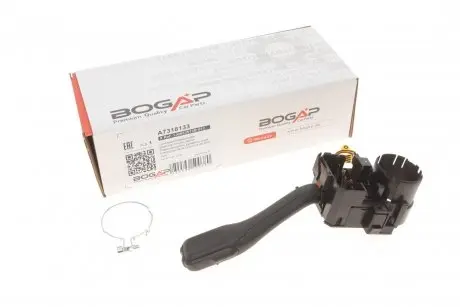 Переключатель света фар VW Golf IV/Passat B5/Sharan 97-05/Skoda Superb 01-08 BOGAP A7318133
