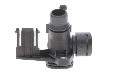 Фланець системи охолодження Audi A4/A6/Q5/VW Amarok/T5/T6 1.8/2.0 07-19 ADLER 06H121132H