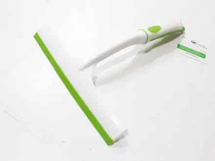 Водосгон силиконовый 22 см с мягкой ручкой CARWAY BL1223-2