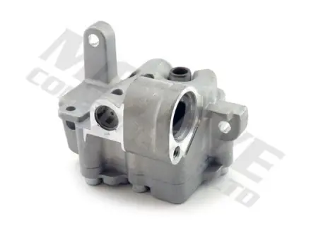 Насос масляний Audi A3/A4/A5/A6/Q7/Skoda Superb/VW Golf/Passat 2.0D 03-18 MOTIVE OP519