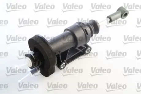 Головний циліндр зчеплення (19,05мм) VW AMAROK 2.0/2.0D/3.0D 09.10- VALEO 874385