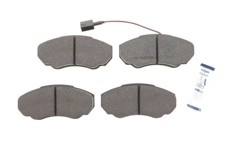 Колодки гальмівні (передні) Citroen Jumper 02-/Fiat Ducato/Peugeot Boxer 98- R15 (+датчик) ICER LM1523