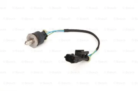 Датчик тиску палива ALFA ROMEO GIULIA, STELVIO, FERRARI 458, 458 SPIDER, PORSCHE 918 SPYDER 2.9/4.5/4.6H 12.09- BOSCH 0261545054